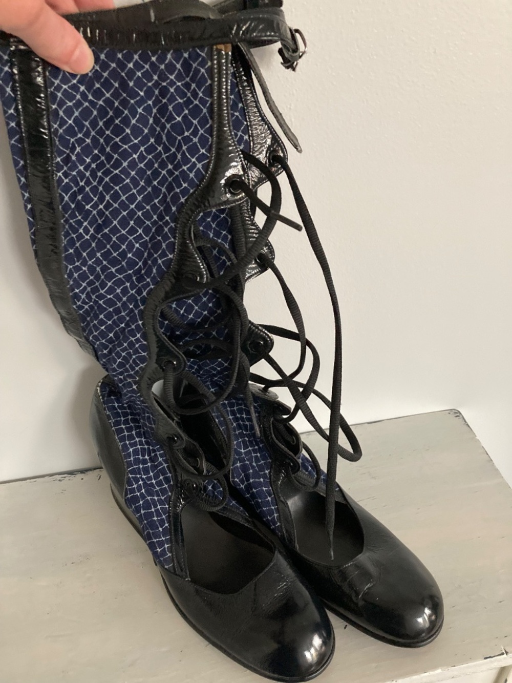 RARE, Vintage 1970s Cutout Corset Lace-Up Go-Go Wedge Boots, Size 9B - Picture 5 of 10